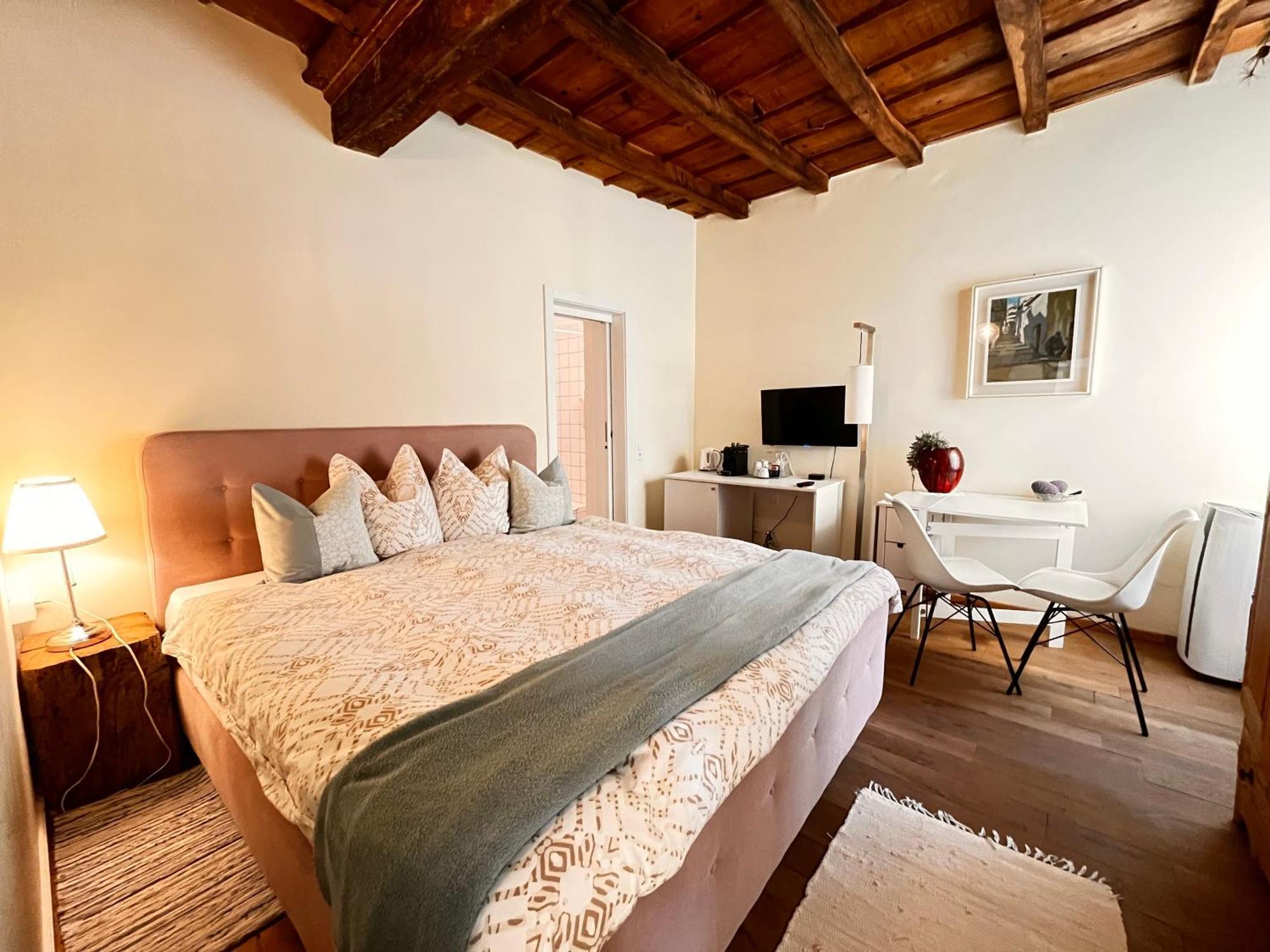 Romantico Palazzo Dei Ulivi Purasca ภายนอก รูปภาพ
